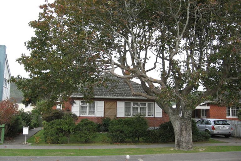 Photo of property in 22 Bush Street, Naenae, Lower Hutt, 5011