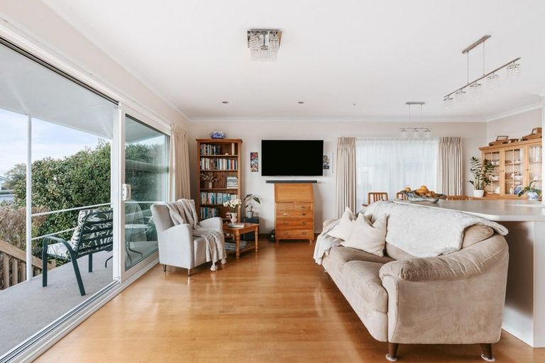 Photo of property in 5 Vivian Drive, Omokoroa, 3114