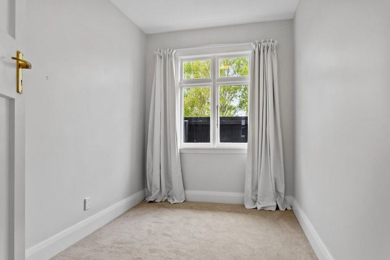 Photo of property in 1/19 Hills Road, Edgeware, Christchurch, 8013