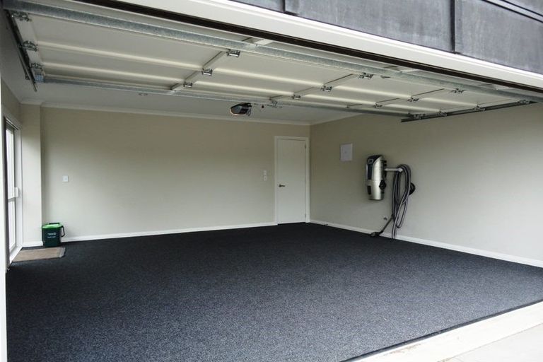 Photo of property in 4 Rossini Court, Karaka, Papakura, 2113