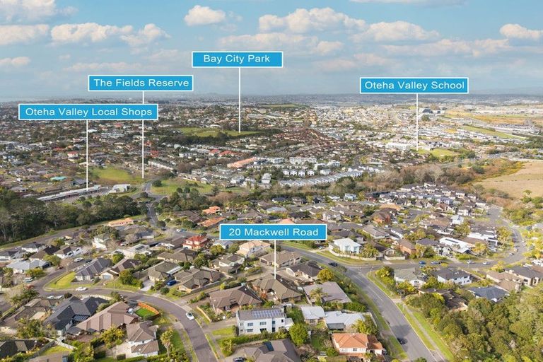 Photo of property in 20 Mackwell Road, Fairview Heights, Auckland, 0632