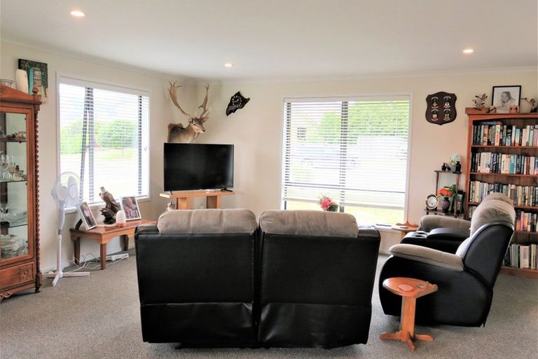 Photo of property in 12 Buchanan Street, Paeroa, 3600