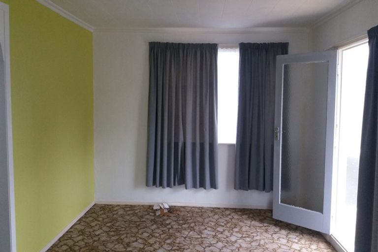 Photo of property in 12 Dempsey Street, Naenae, Lower Hutt, 5011