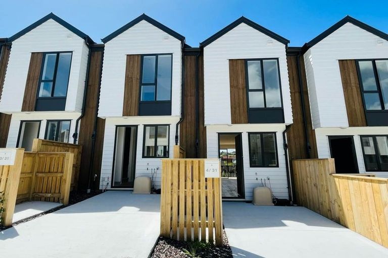 Photo of property in 4/31 Mahalo Avenue, Wiri, Auckland, 2104