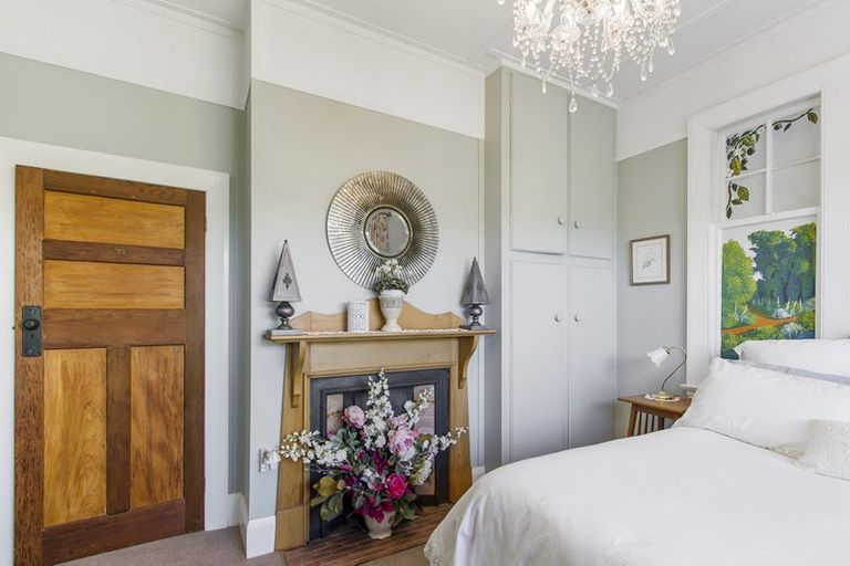 Photo of property in 12 Parsonage Road, Waimate, 7924