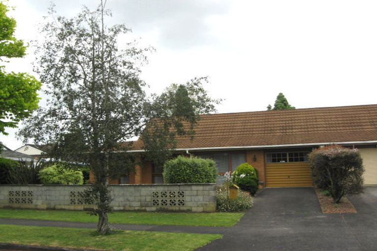 Photo of property in 1/1 Kindergarten Drive, Conifer Grove, Takanini, 2112