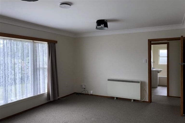 Photo of property in 7 Windsor Place, Levin, 5510