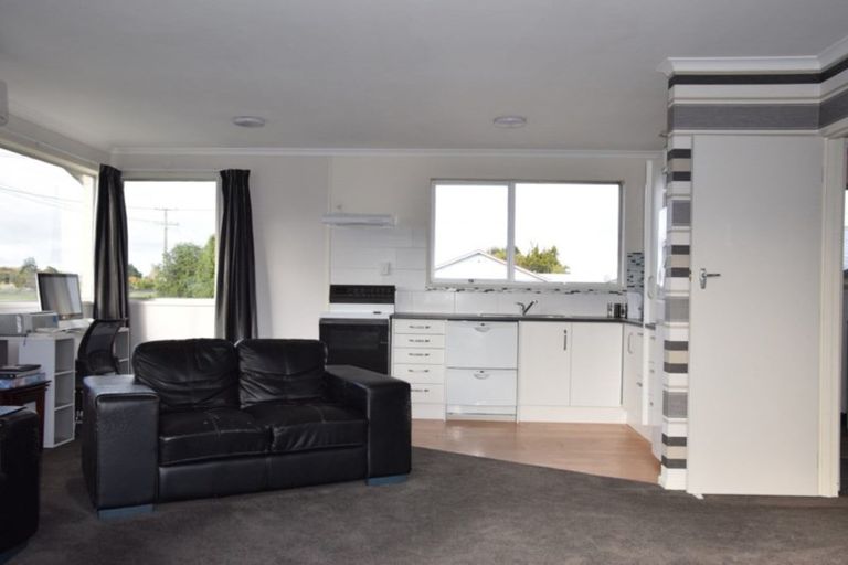 Photo of property in 90 Bay Road, Grasmere, Invercargill, 9810