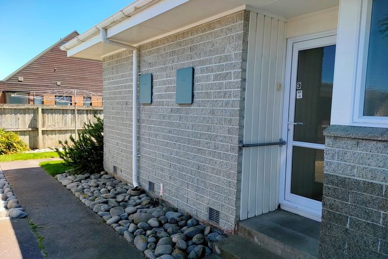 Photo of property in 3/17 Waimairi Road, Upper Riccarton, Christchurch, 8041