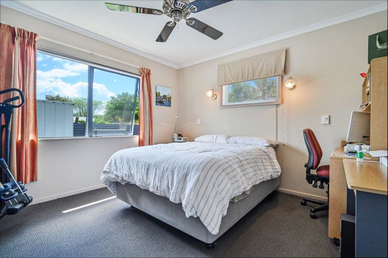 Photo of property in 1 Hyla Road, Haumoana, 4102