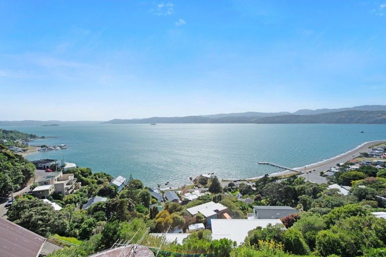 Photo of property in 70a Seatoun Heights Road, Seatoun, Wellington, 6022