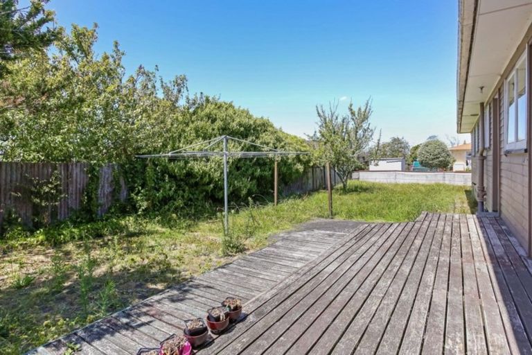 Photo of property in 30 President Avenue, Papakura, 2110