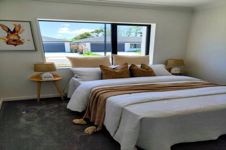 Photo of property in 6 Hard Beech Street, Takanini, 2110