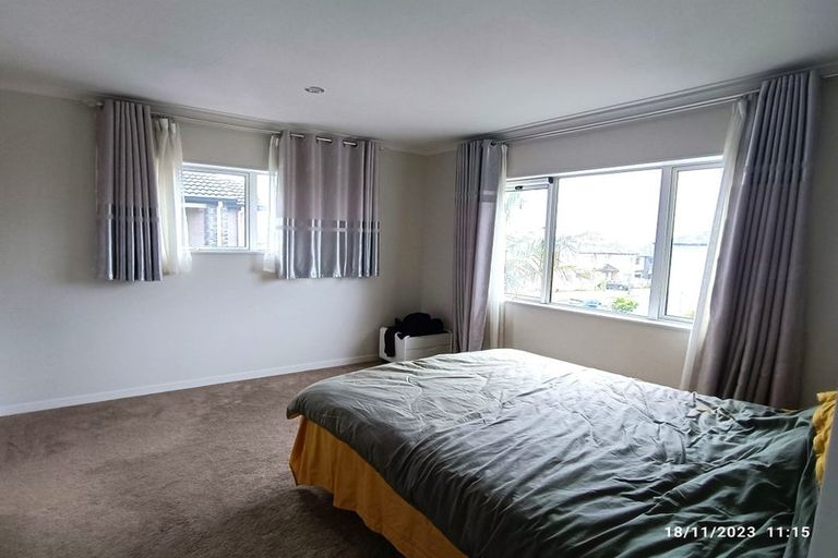 Photo of property in 73 Rosewell Crescent, Flat Bush, Auckland, 2019