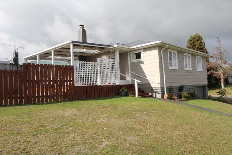 Photo of property in 194 Balmoral Drive, Tokoroa, 3420
