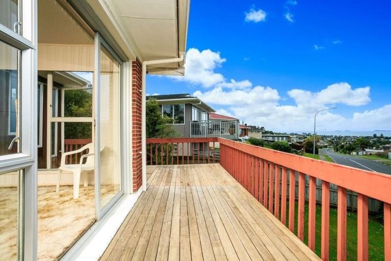 Photo of property in 121 Glamorgan Drive, Torbay, Auckland, 0630