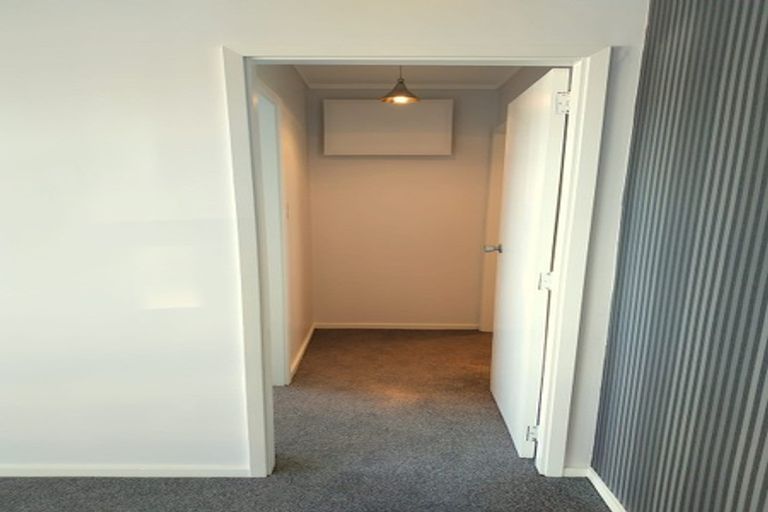 Photo of property in 2/33 Springfield Road, St Albans, Christchurch, 8014