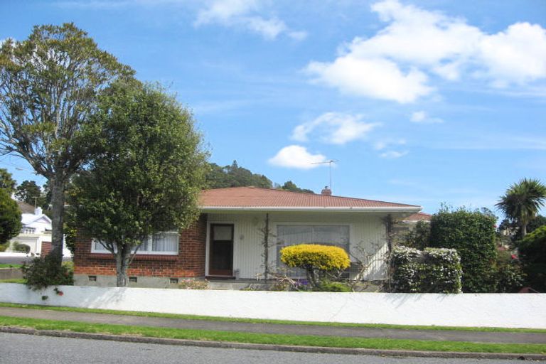 Photo of property in 36 Mount Edgcumbe Street, New Plymouth, 4310