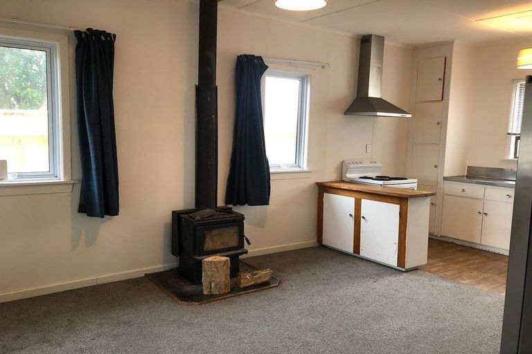 Photo of property in 24 Tahurangi Place, Spotswood, New Plymouth, 4310