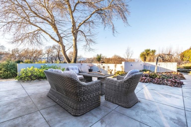 Photo of property in 5 Hollyhock Lane, Wanaka, 9305