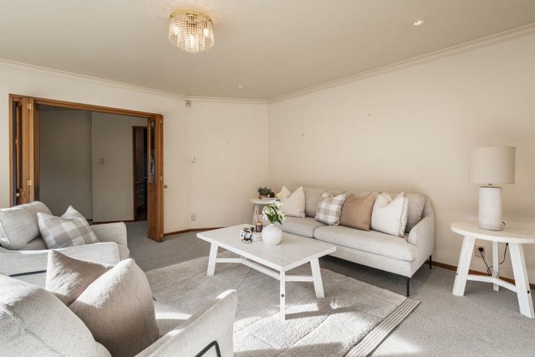 Photo of property in 19 Althorp Place, Avonhead, Christchurch, 8042