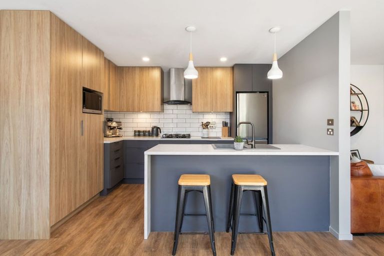 Photo of property in 53 Grimseys Road, Redwood, Christchurch, 8051