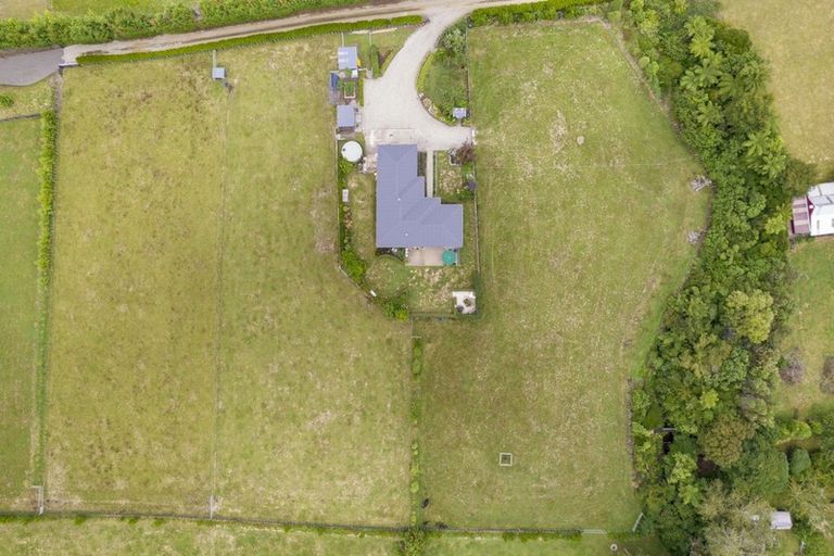 Photo of property in 1369 Egmont Road, Egmont Village, Inglewood, 4386