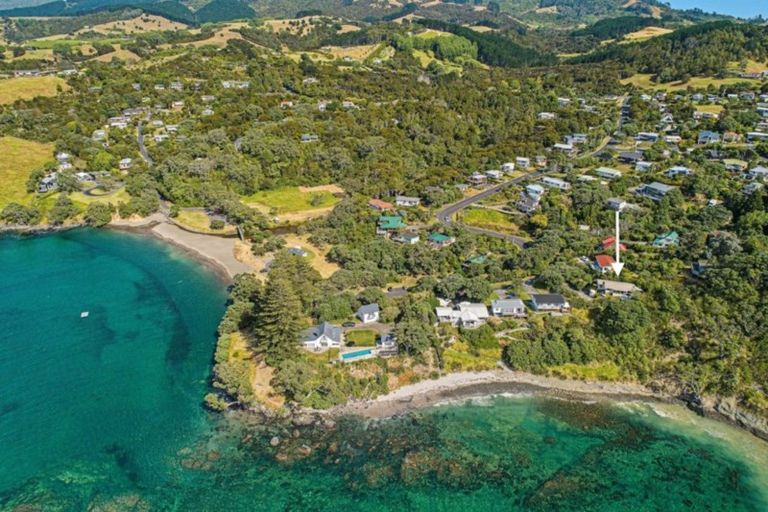 Photo of property in 57 Grand View Road, Leigh, 0985