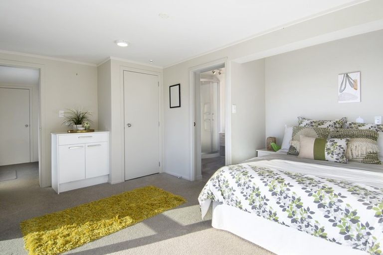 Photo of property in 230a Ngatai Road, Otumoetai, Tauranga, 3110