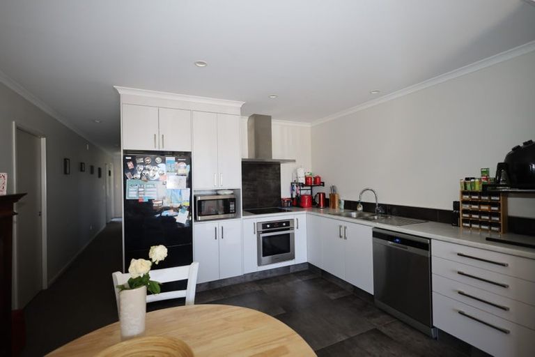 Photo of property in 59 Crown Street, Papamoa, 3118