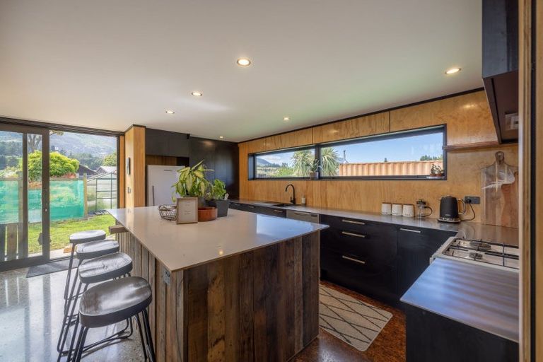 Photo of property in 29 Newcastle Road, Hawea Flat, Wanaka, 9382