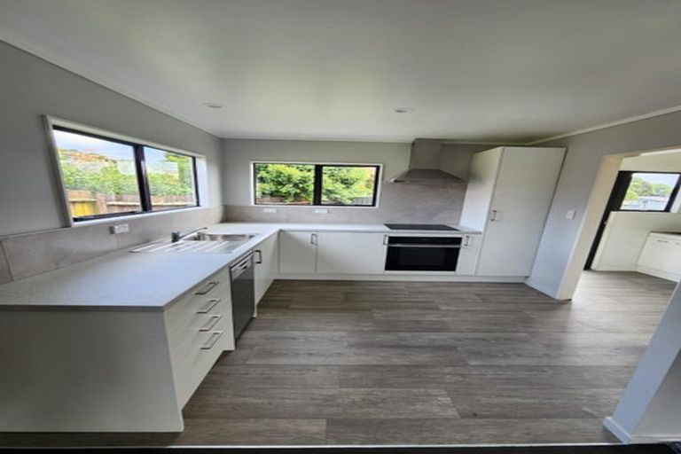 Photo of property in 8a Montgomery Avenue, Pukekohe, 2120