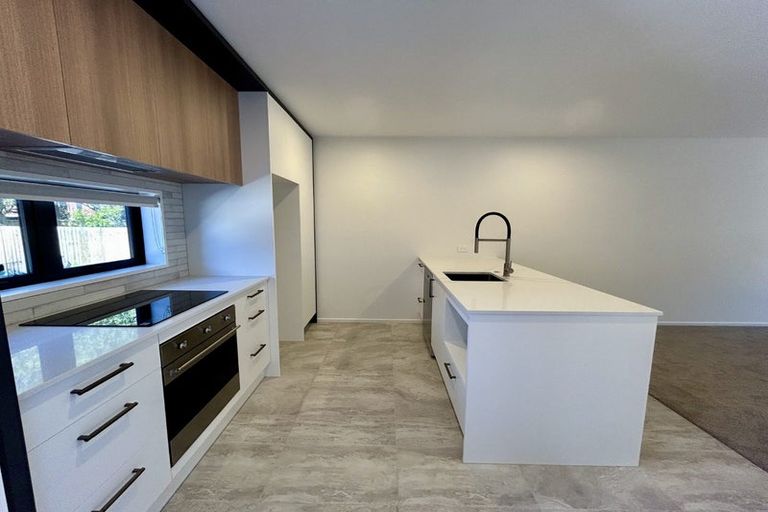 Photo of property in 2/894 Colombo Street, Christchurch Central, Christchurch, 8013