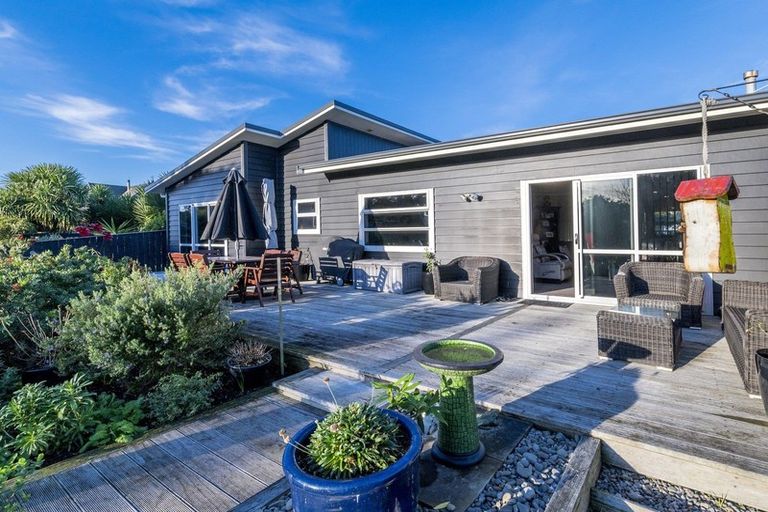 Photo of property in 51 Gawler Street, Te Horo Beach, Otaki, 5581