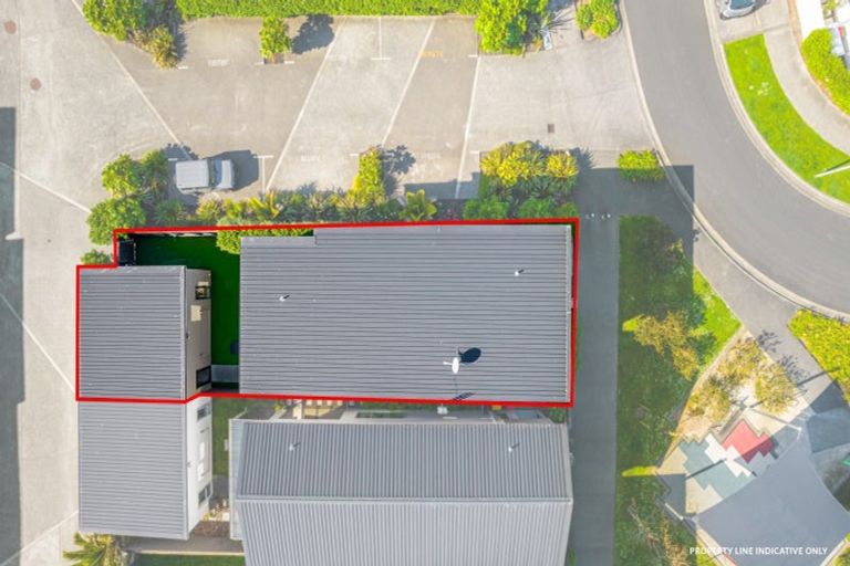 Photo of property in 14 Kotuku Lane, Hobsonville, Auckland, 0616