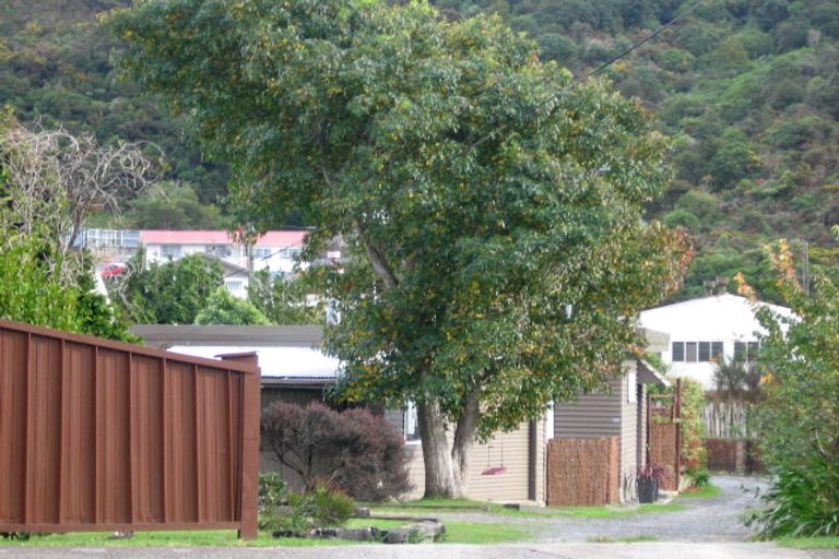 Photo of property in 94 Stokes Valley Road, Stokes Valley, Lower Hutt, 5019