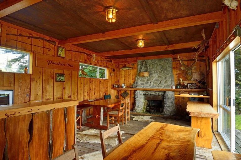 Photo of property in 18 King Street, Motu, Te Karaka, 4092