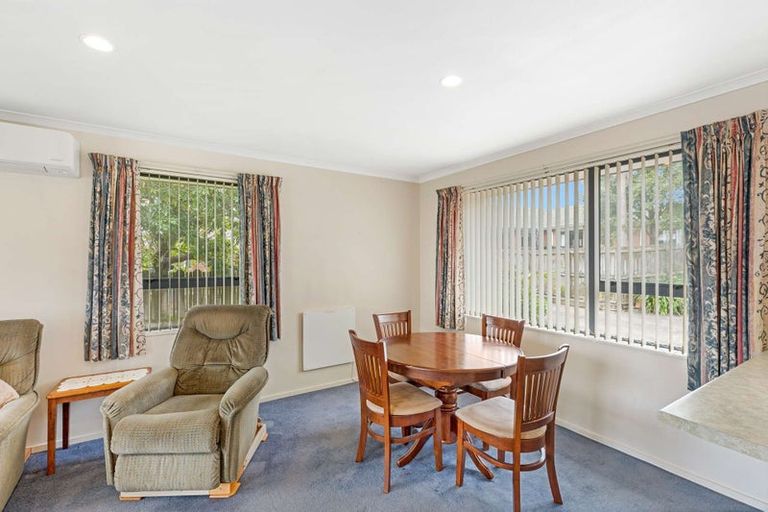 Photo of property in 20 Waitoa Street, Waiuku, 2123