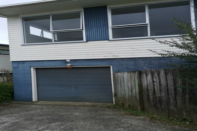 Photo of property in 43 Walworth Avenue, Pakuranga Heights, Auckland, 2010