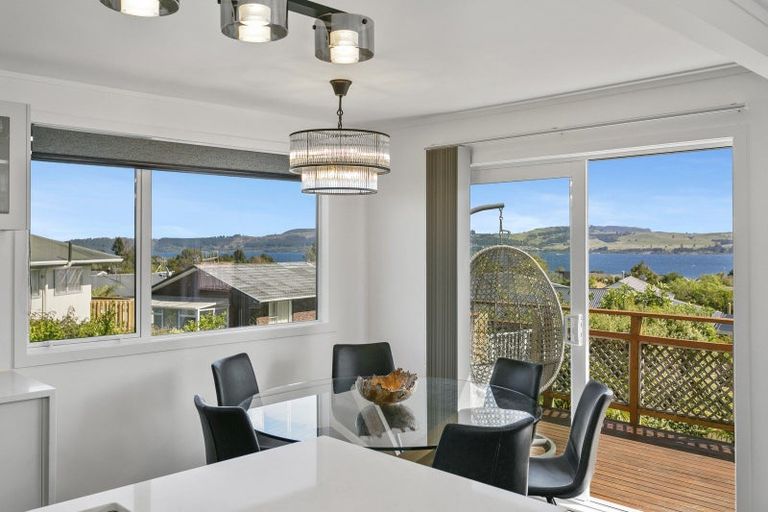 Photo of property in 10 Kensington Place, Richmond Heights, Taupo, 3330