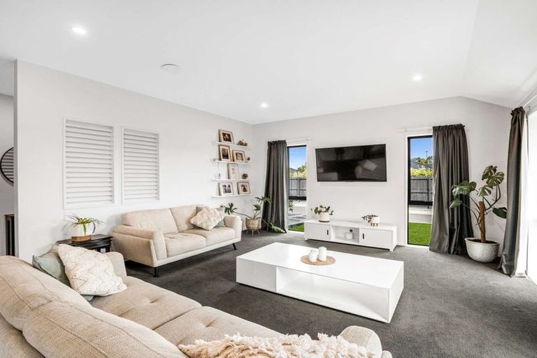 Photo of property in 78 Petries Road, Woodend, 7610