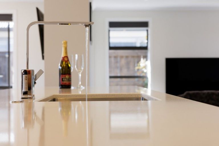 Photo of property in 3 Te Kio Crescent, Papamoa Beach, Papamoa, 3118