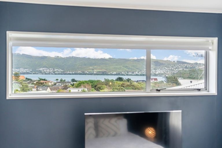 Photo of property in 6 Spey Place, Papakowhai, Porirua, 5024