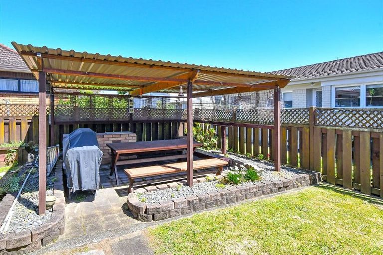 Photo of property in 1/1 Nelson Street, Papakura, 2110
