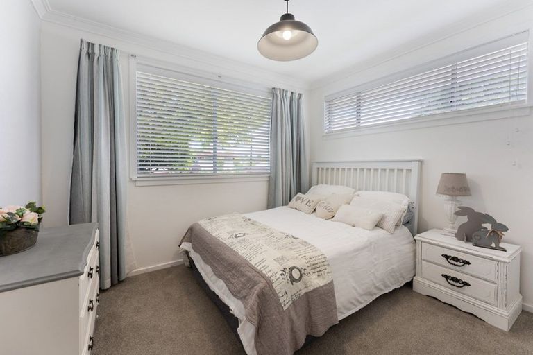Photo of property in 25 Montana Road, Totara Park, Upper Hutt, 5018