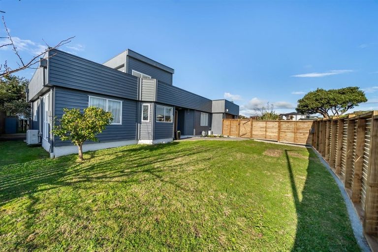 Photo of property in 26 Doncaster Terrace, Ascot Park, Porirua, 5024