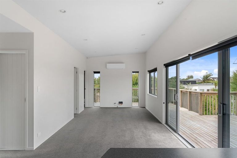 Photo of property in 2 Sandpiper Lane, Mangawhai Heads, Mangawhai, 0505