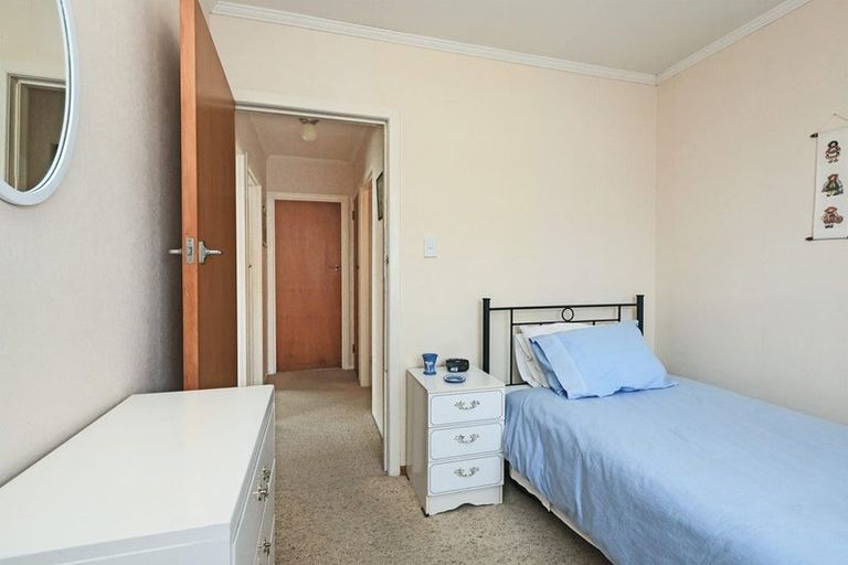 Photo of property in 2/34 Te Aute Road, Havelock North, 4130