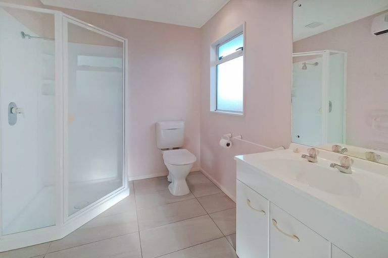 Photo of property in 11b Cheval Place, Taradale, Napier, 4112