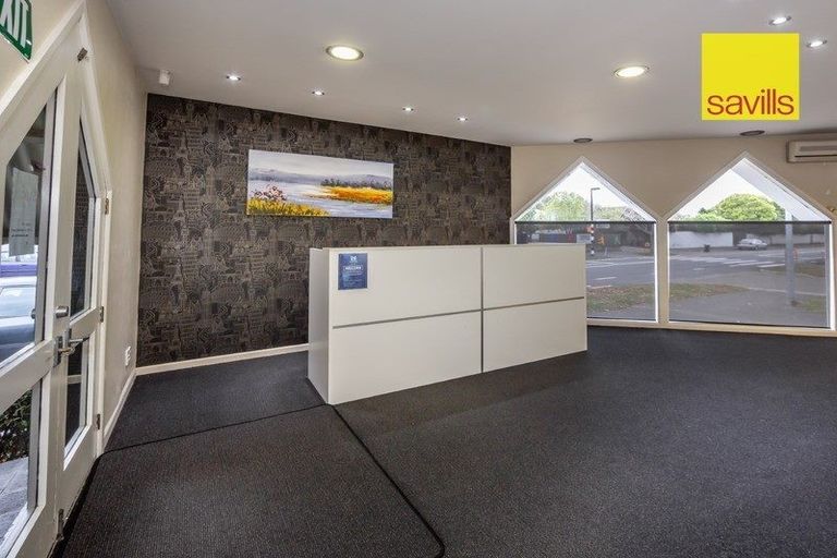 Photo of property in 96 Blighs Road, Strowan, Christchurch, 8052